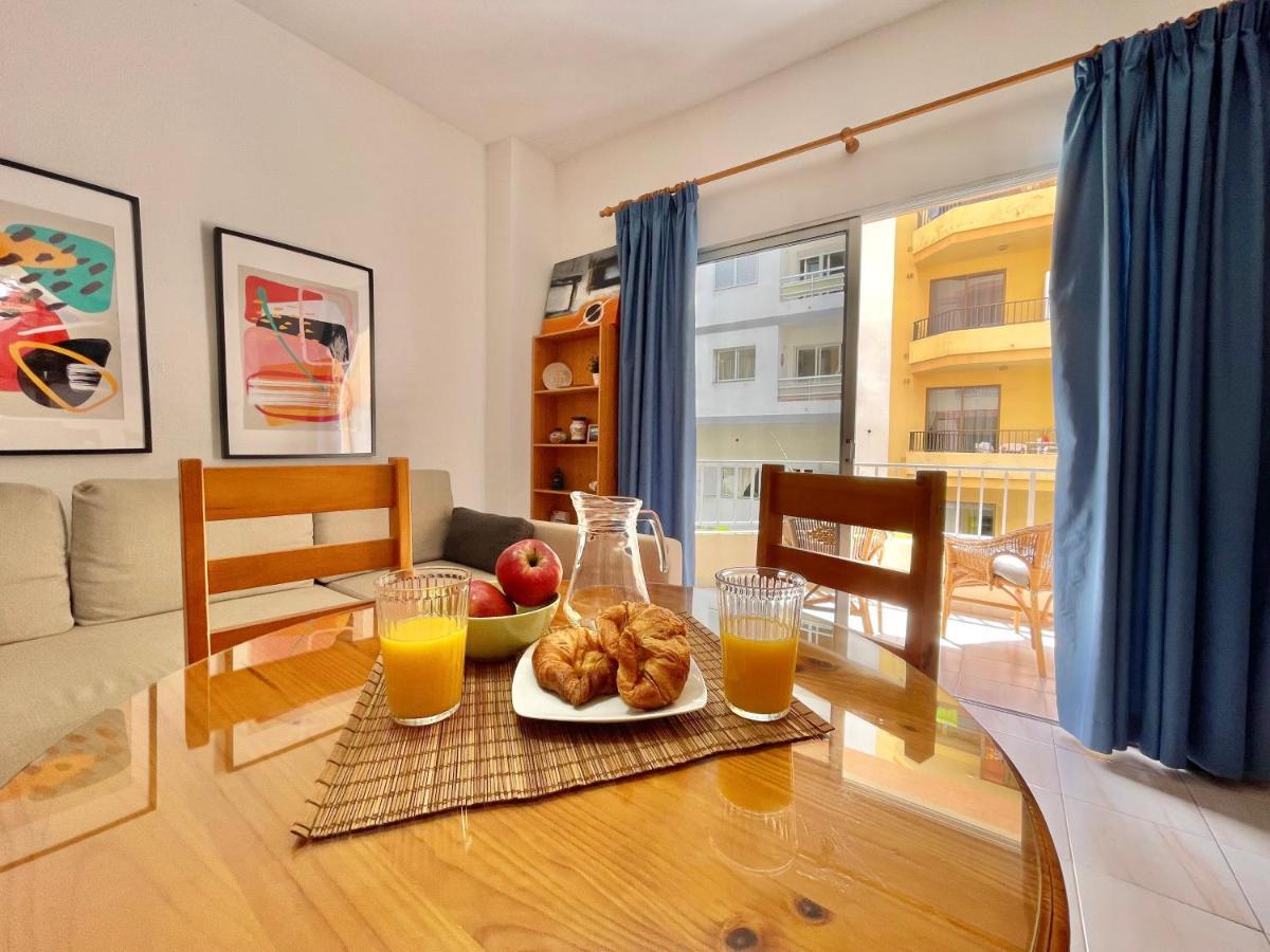 Halley Apartment *