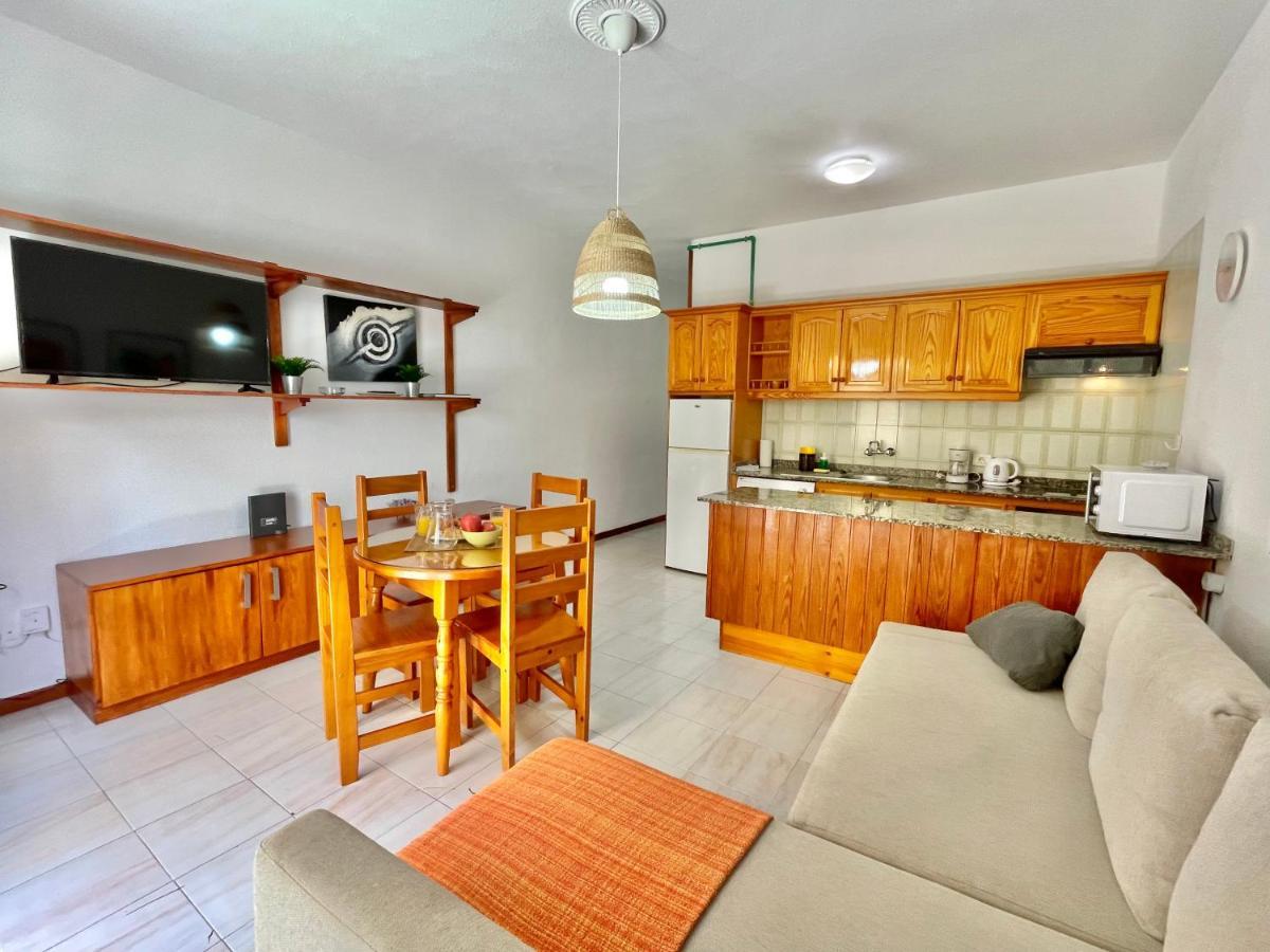 Halley Apartment *